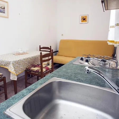 Apartment Loredana 1209 Banjole